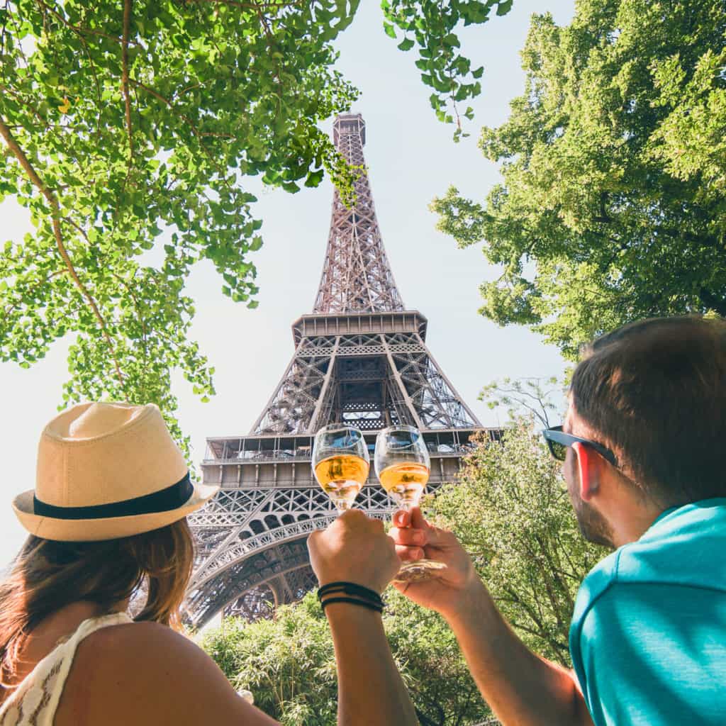 Things to do in Paris - Roamaroo Travel Blog