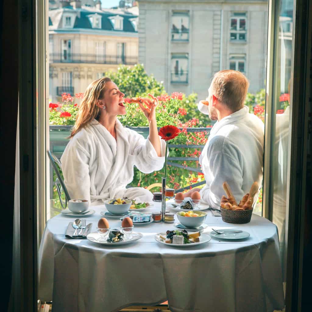 Hotel Napoleon Paris - Roamaroo Travel Blog