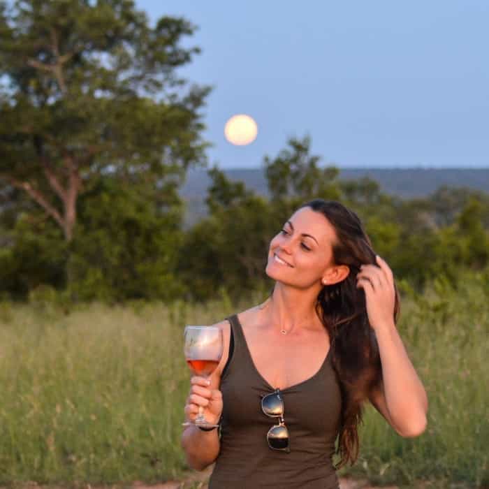 Collette – sundowner in Africa Collette - sundowner in Africa