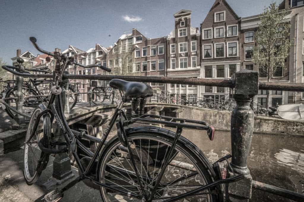 Roamaroo travel and photography blog