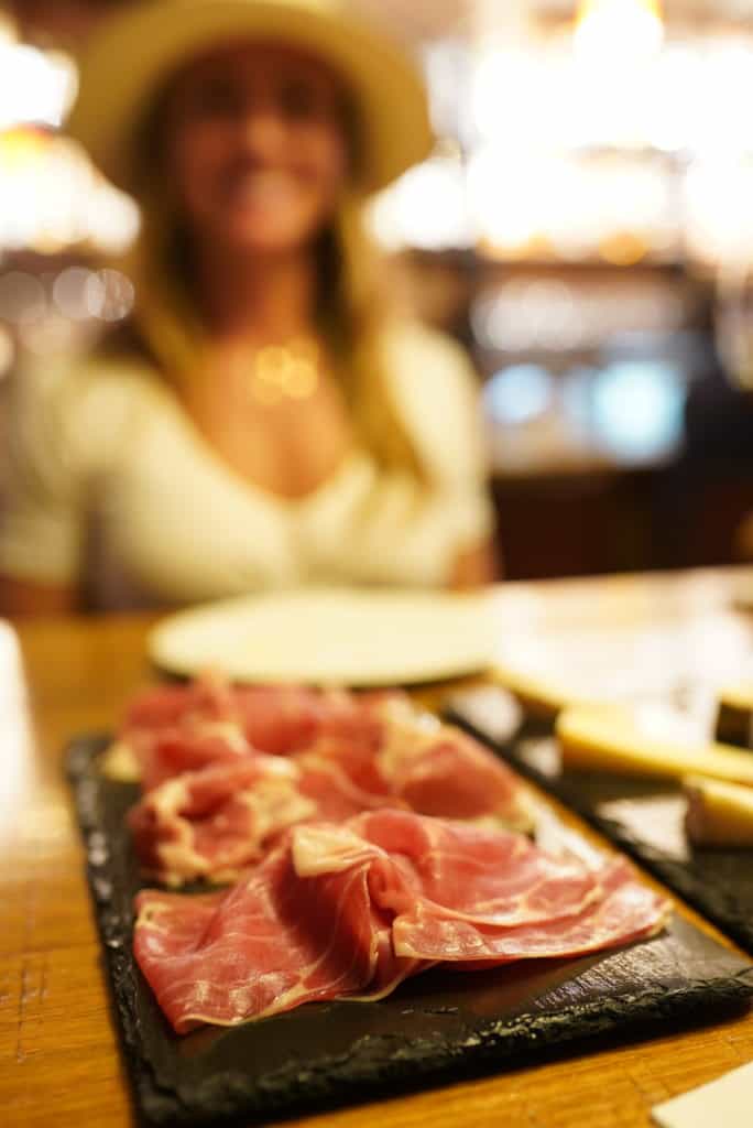 The best prosciutto in Venice at Chat Qui Rit