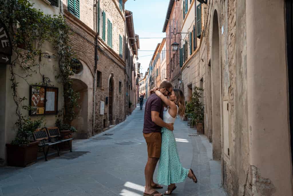 wine-tasting-montalcino wine-tasting-montalcino