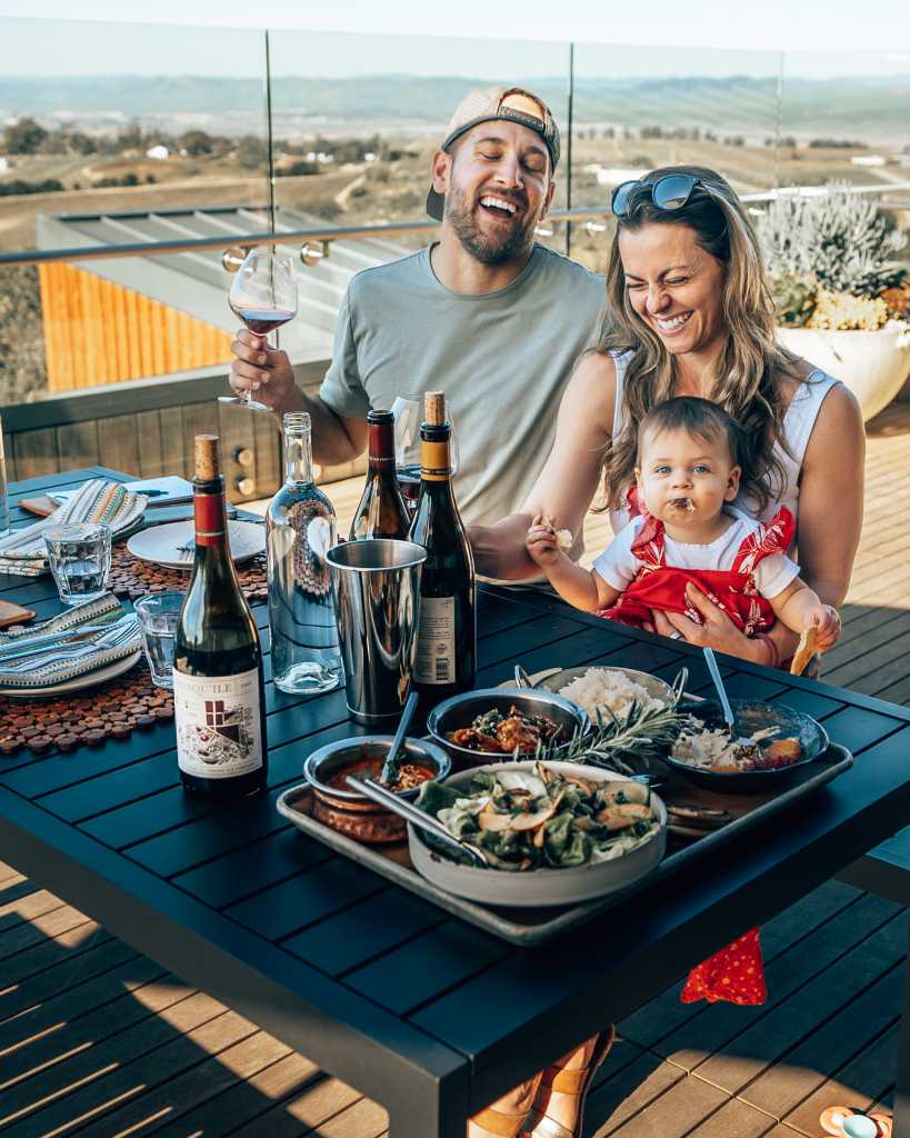 traveling-family traveling-family